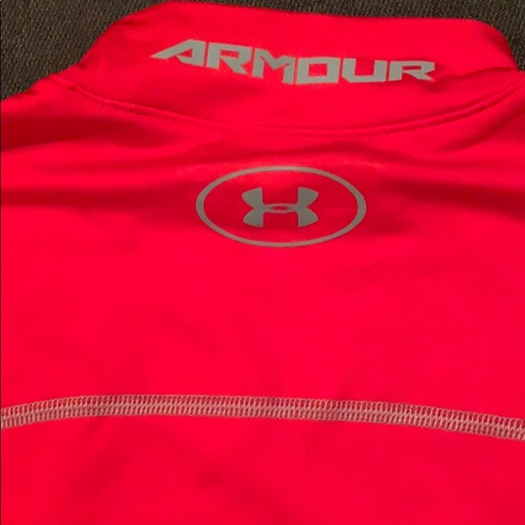 Under Amour coldgear compression shirt - XS - Picture 7 of 7
